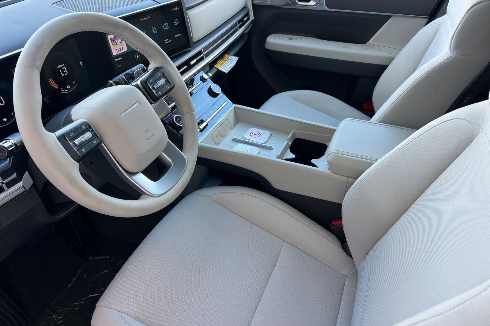 2027 Hyundai SANTA FE HYBRID SE