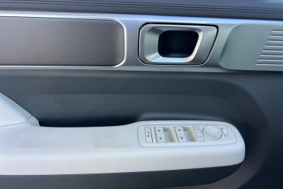 2027 Hyundai SANTA FE HYBRID SE