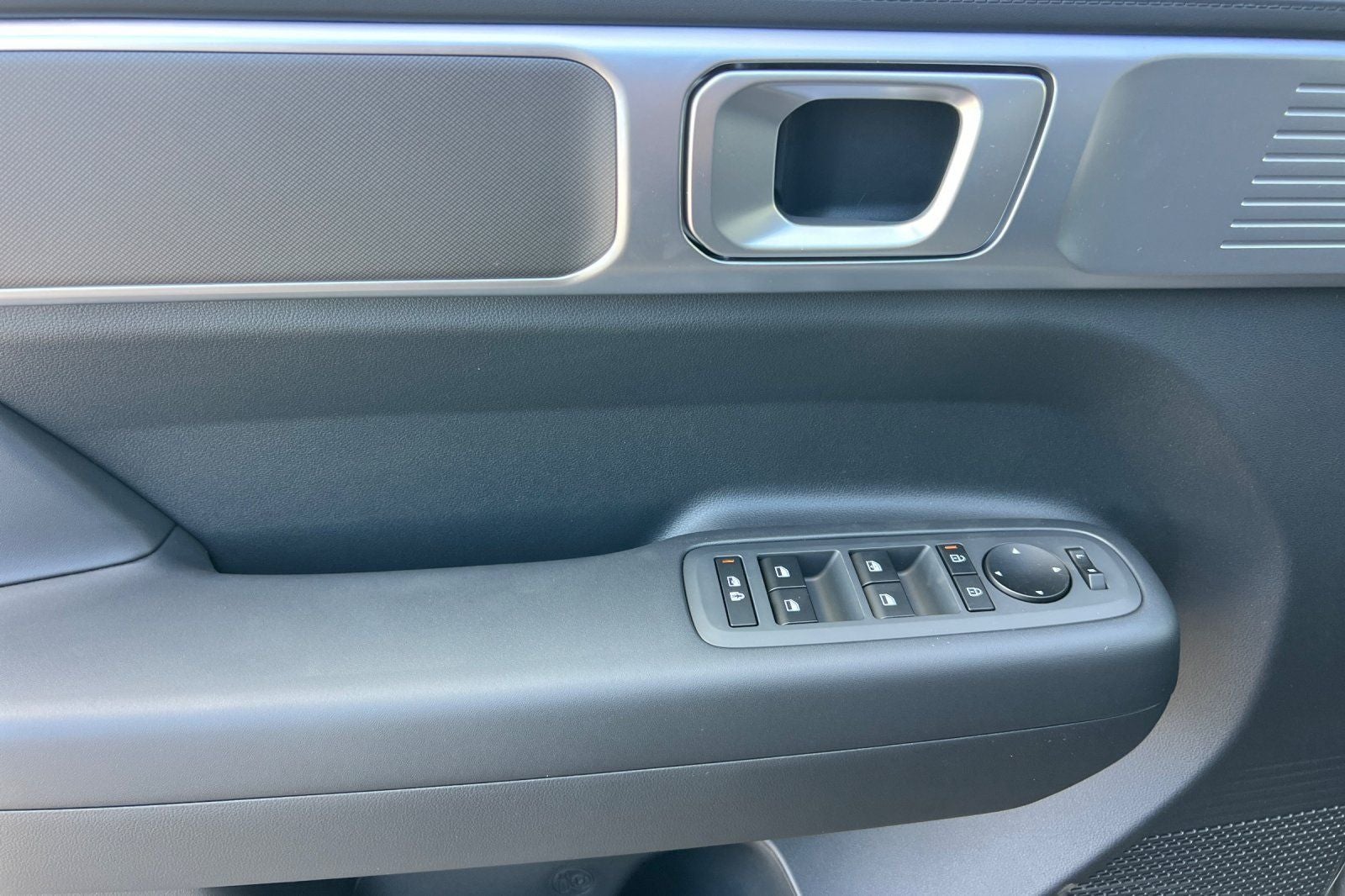 2027 Hyundai SANTA FE SE