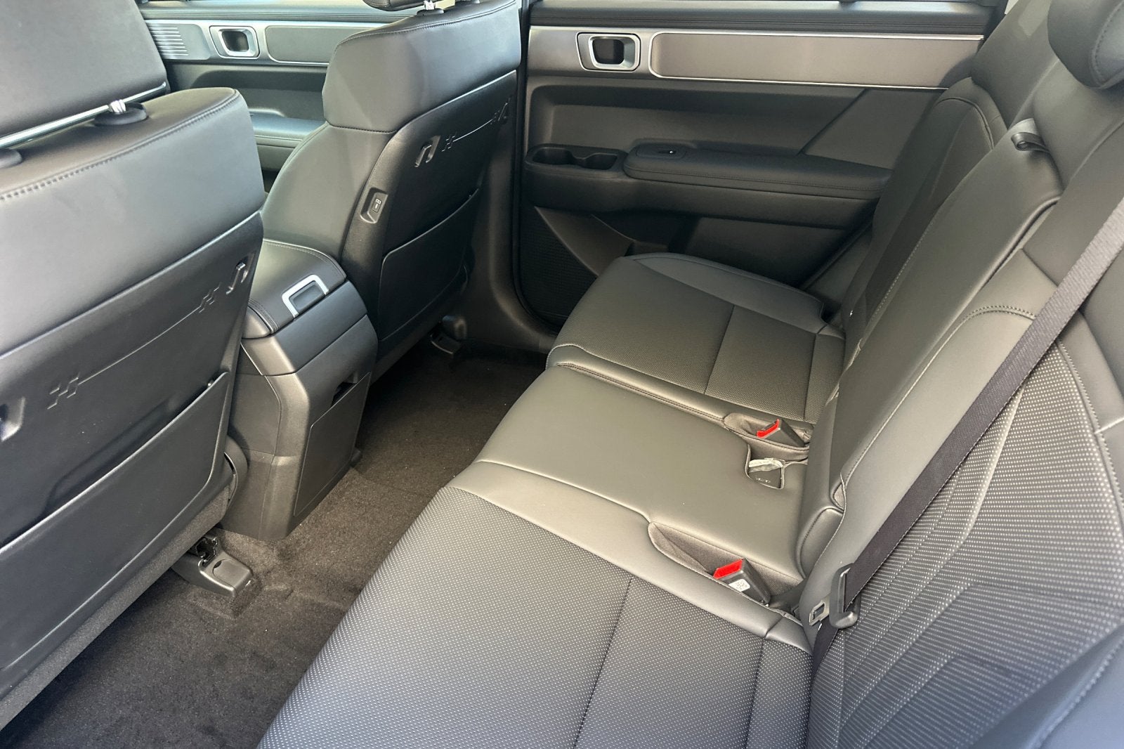 2027 Hyundai SANTA FE SEL
