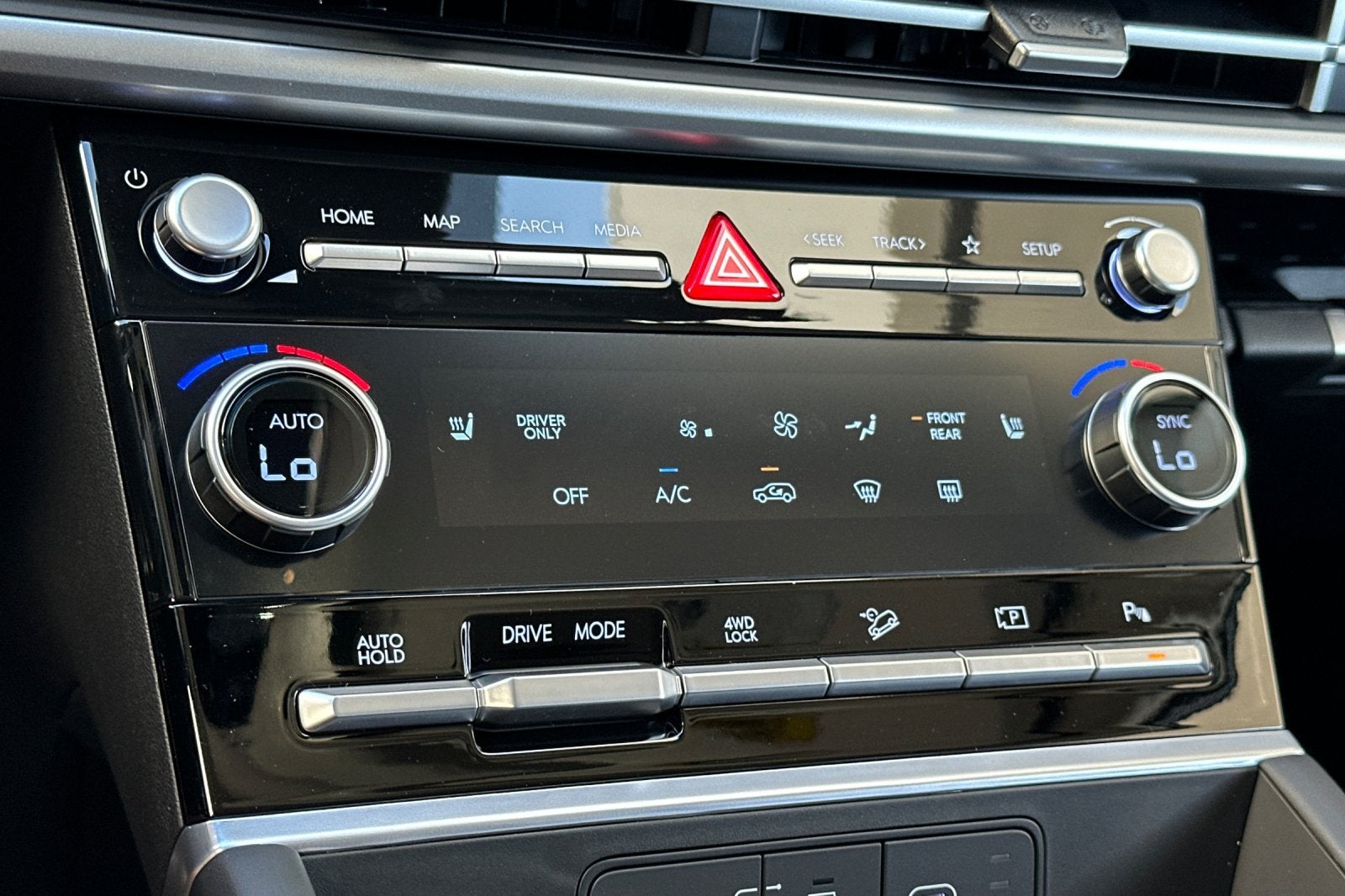 2027 Hyundai SANTA FE HYBRID SEL