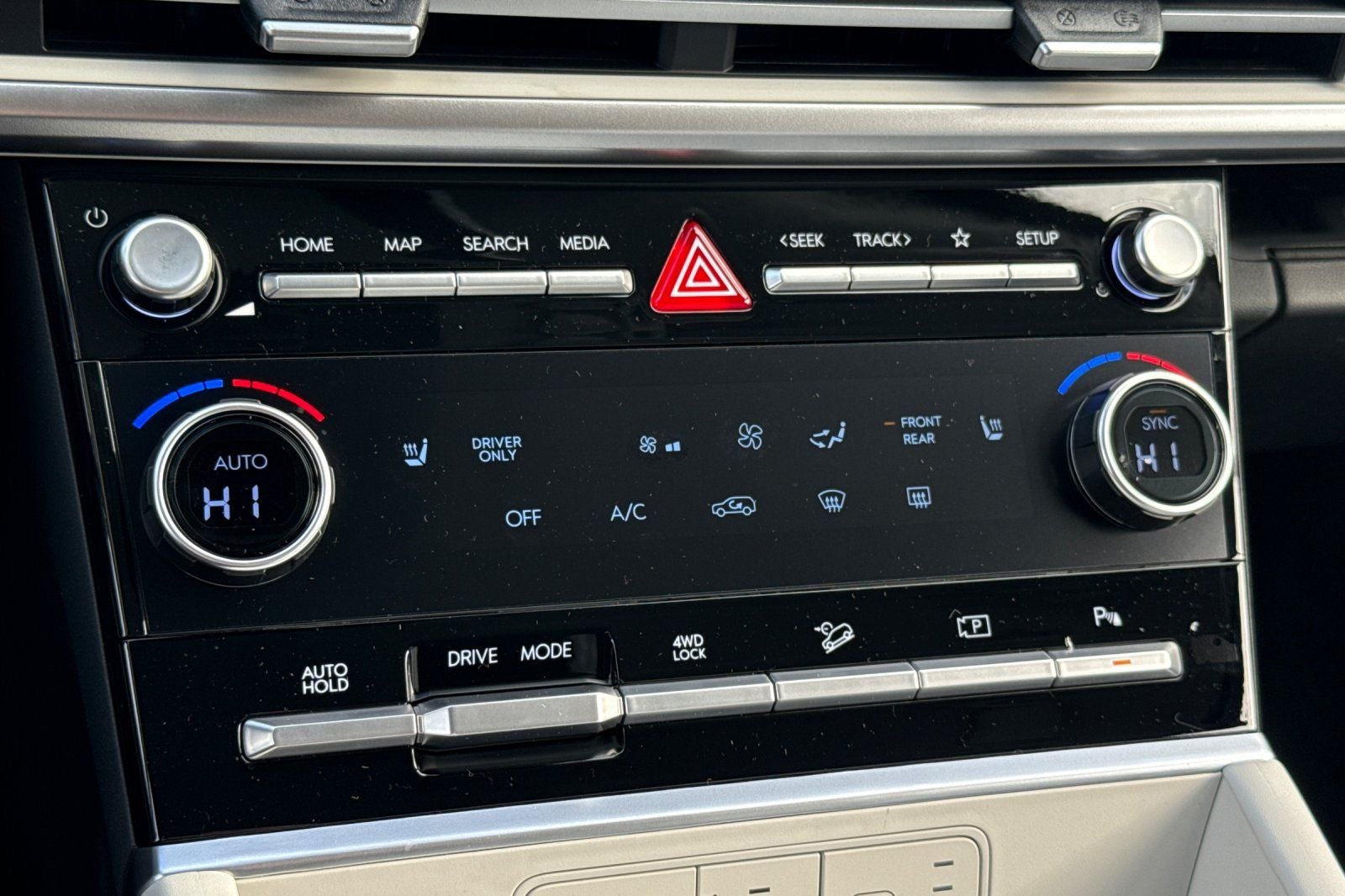 2026 Hyundai SANTA FE HYBRID SEL