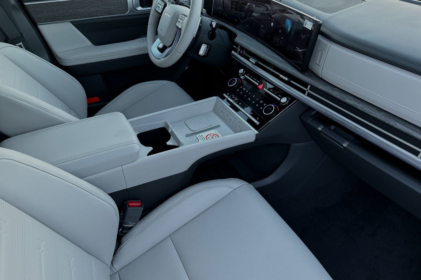 2025 Hyundai SANTA FE HYBRID Limited