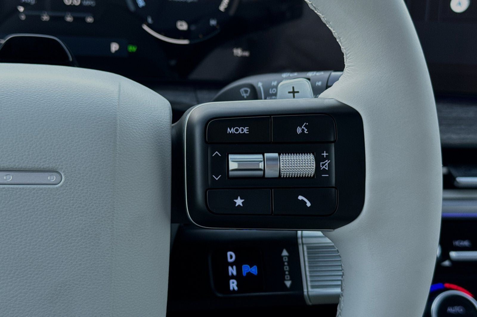 2025 Hyundai SANTA FE HYBRID Limited