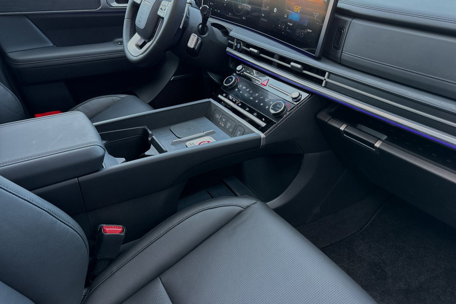 2025 Hyundai SANTA FE HYBRID Limited