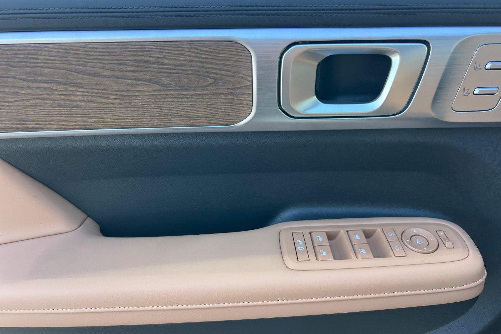 2027 Hyundai SANTA FE Limited