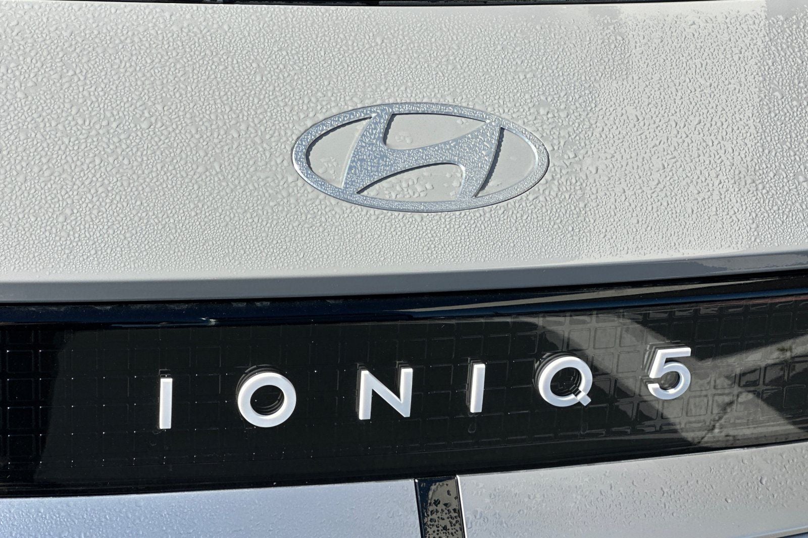 2026 Hyundai IONIQ 5 SE