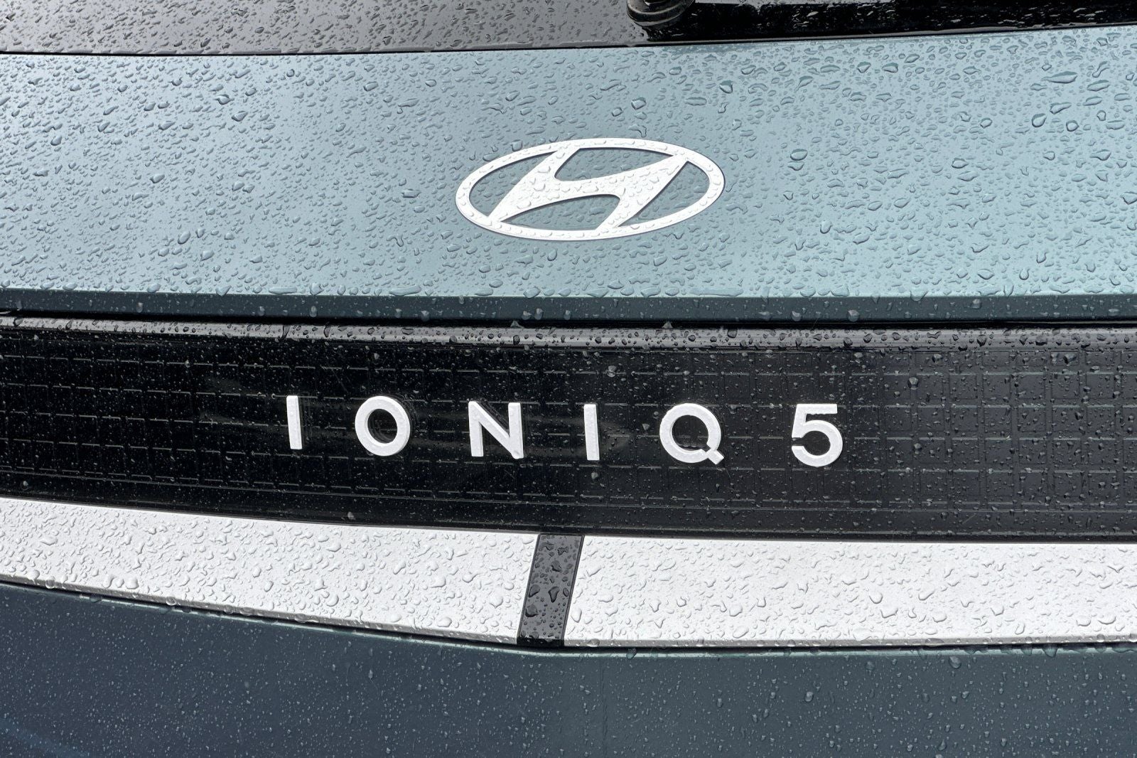 2025 Hyundai IONIQ 5 SE Standard Range