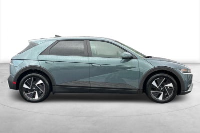 2025 Hyundai IONIQ 5 SE Standard Range