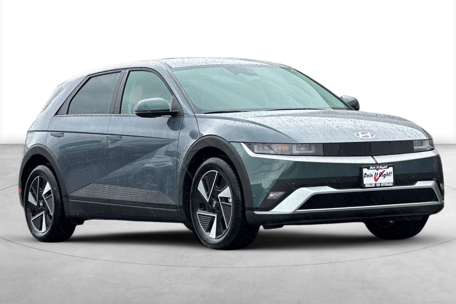 2025 Hyundai IONIQ 5 SE Standard Range