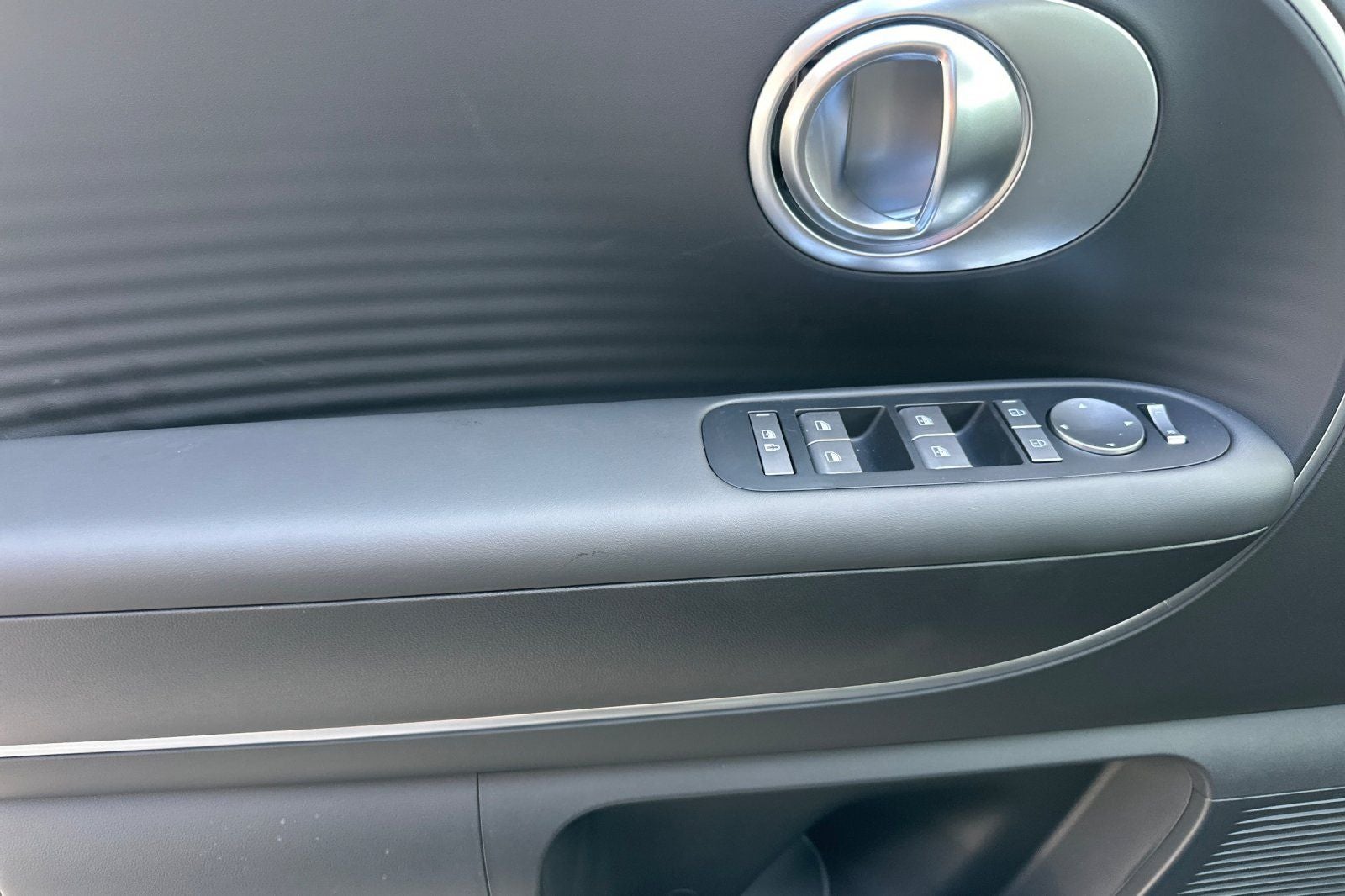 2026 Hyundai IONIQ 9 S