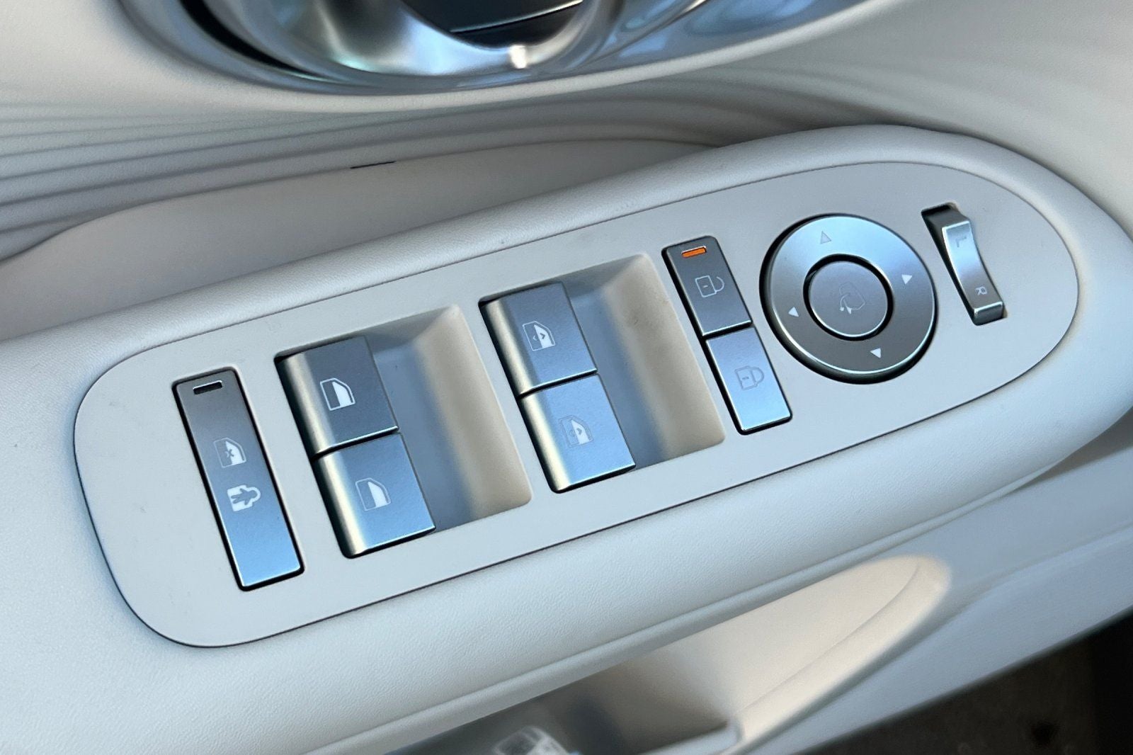 2026 Hyundai IONIQ 9 SEL