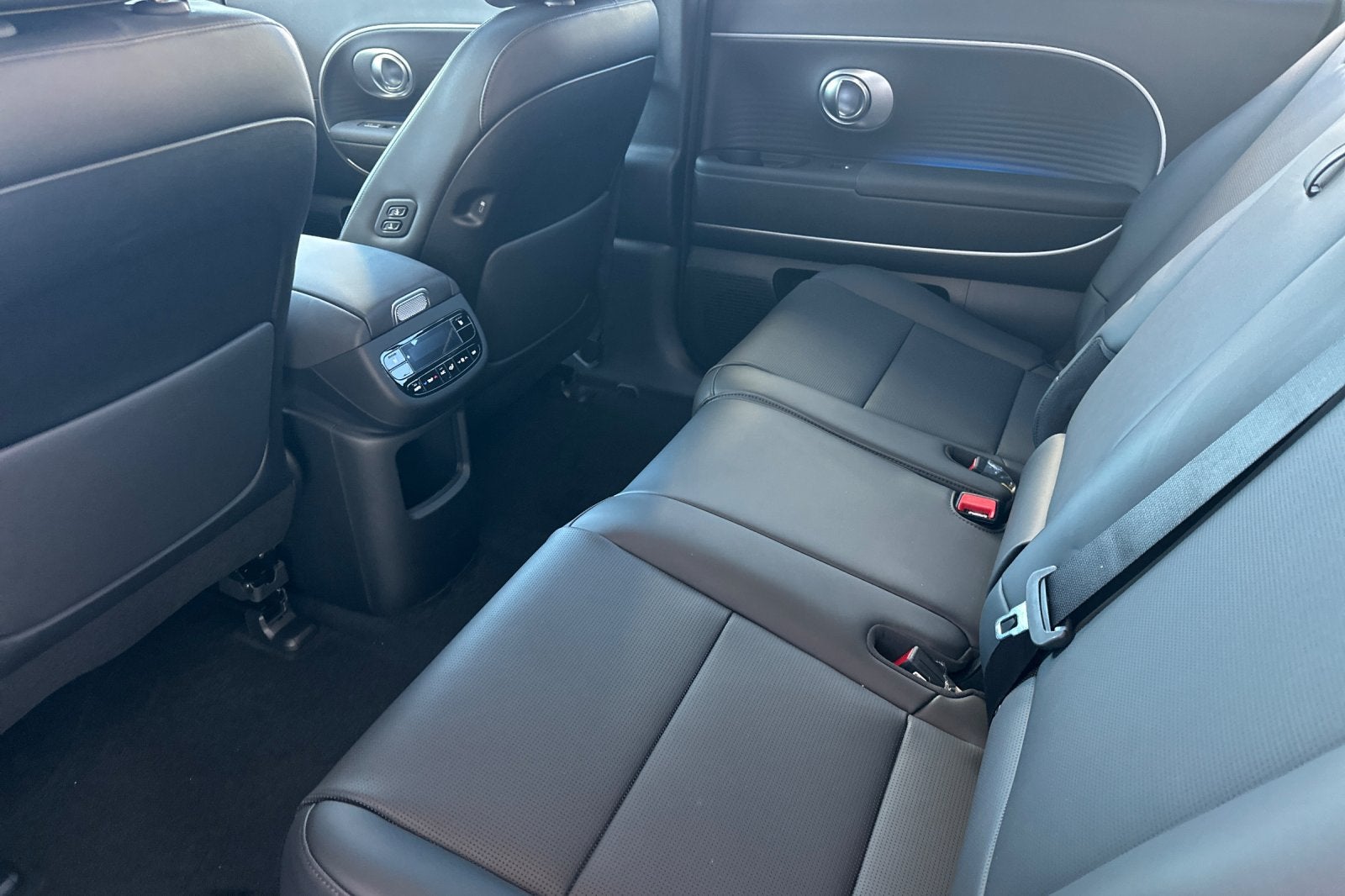 2026 Hyundai IONIQ 9 SEL