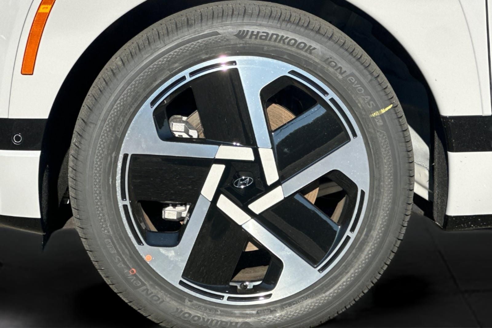 2026 Hyundai IONIQ 9 Performance Calligraphy