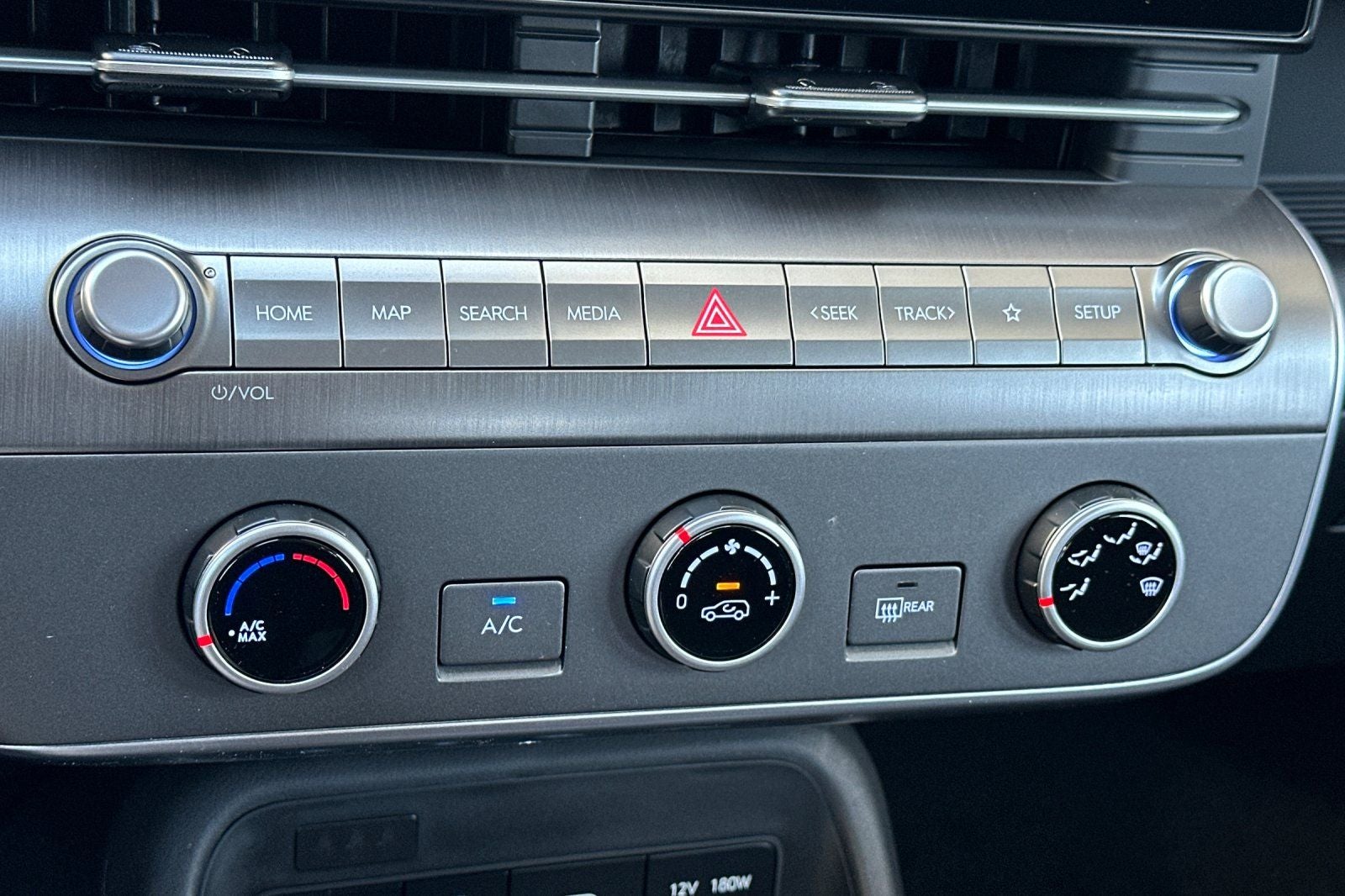 2027 Hyundai KONA SE