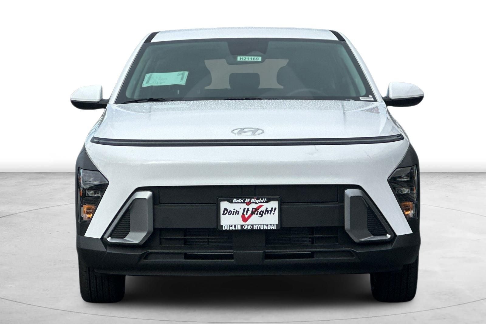 2026 Hyundai KONA SE