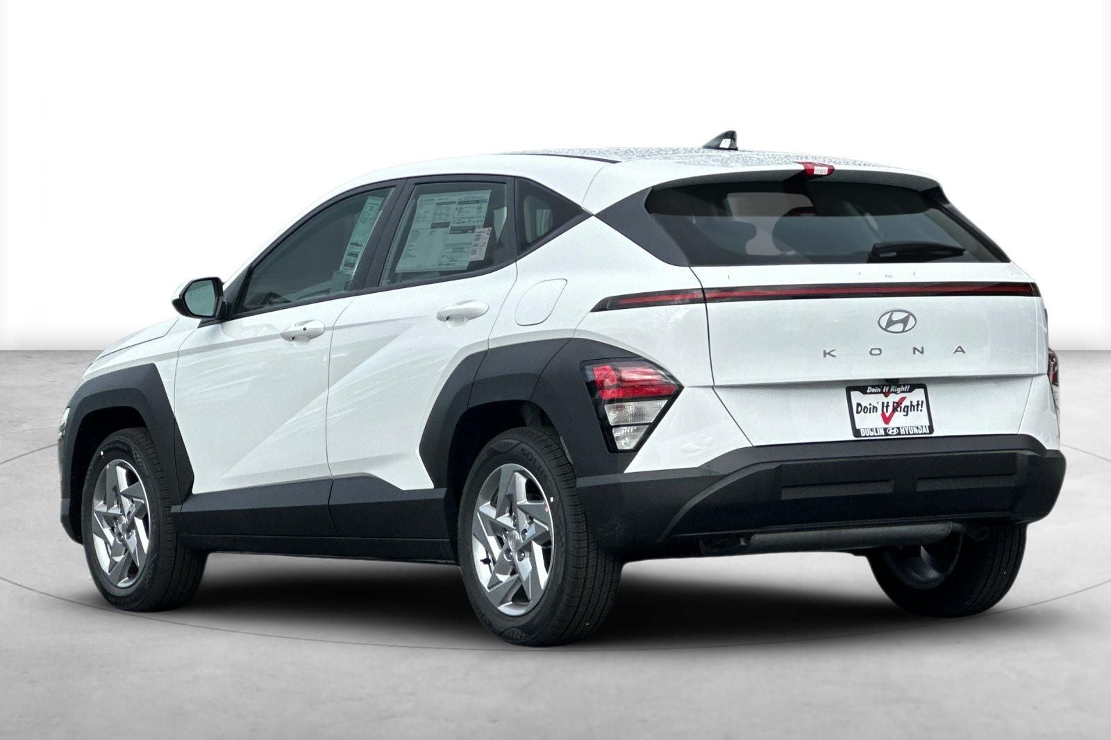 2026 Hyundai KONA SE