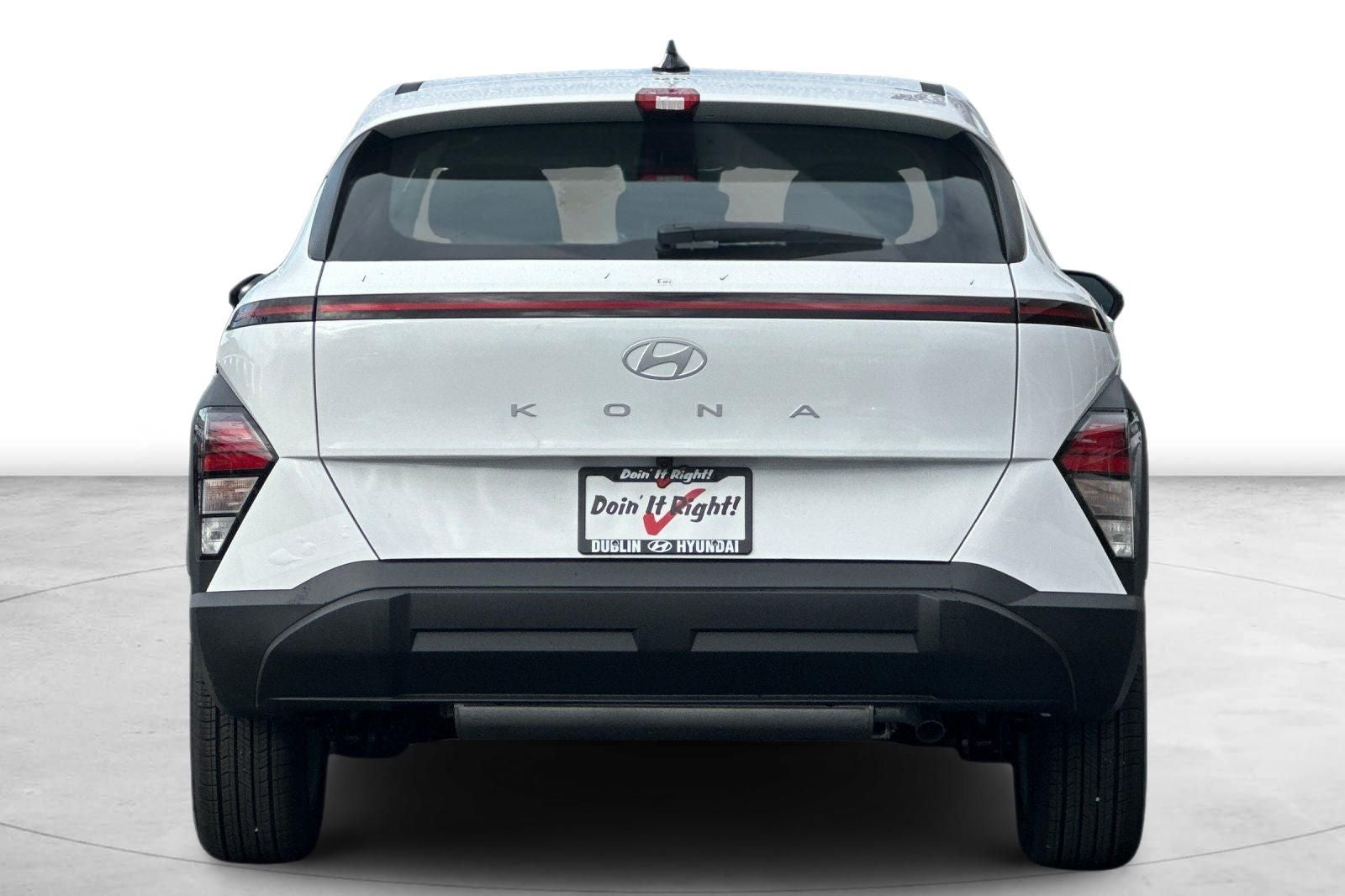 2026 Hyundai KONA SE