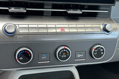 2027 Hyundai KONA SE