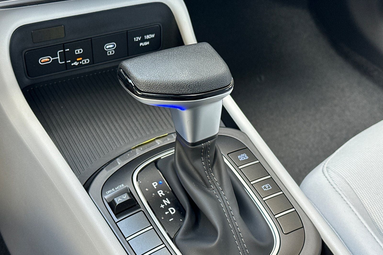 2027 Hyundai KONA SE