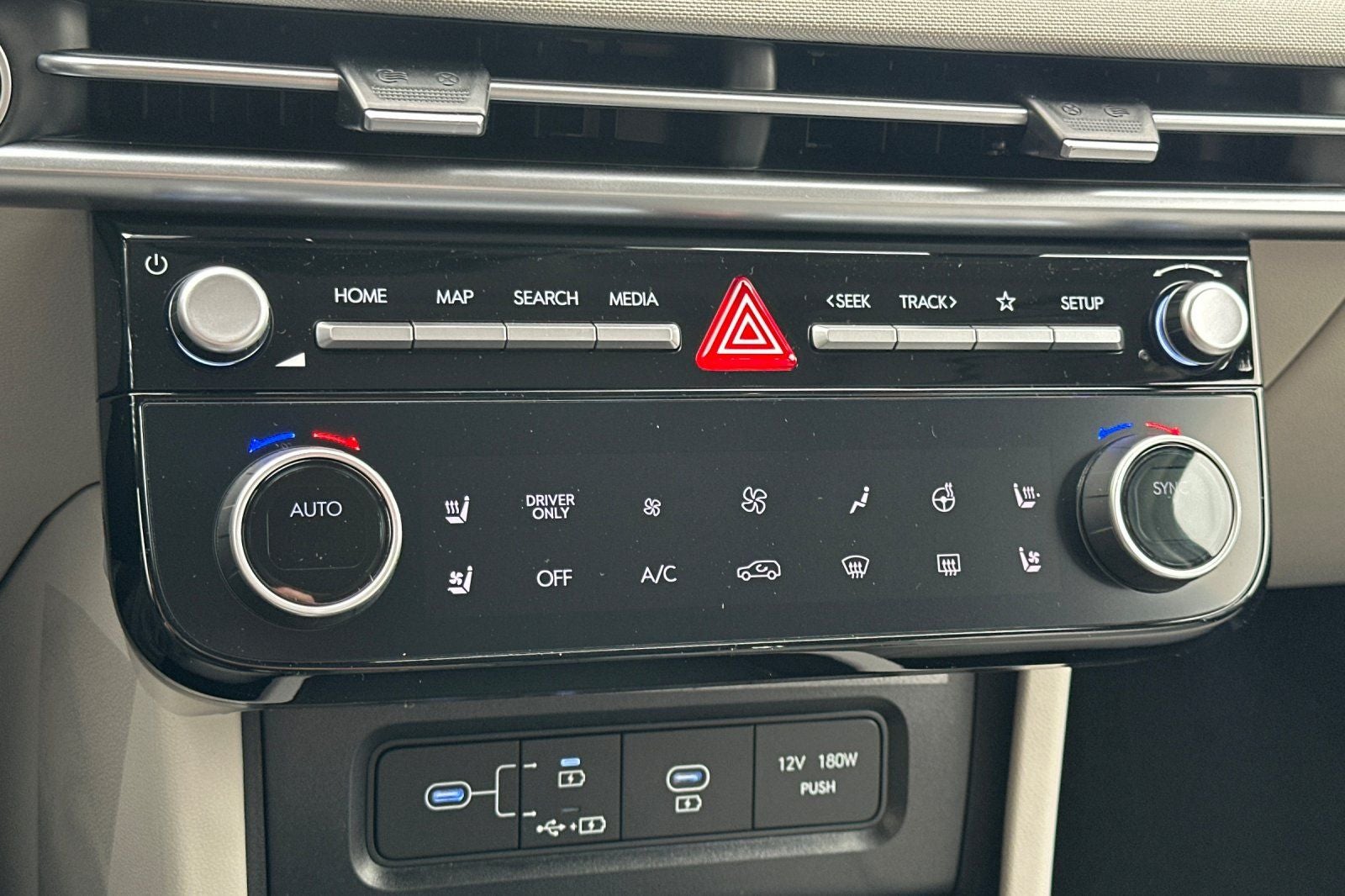 2026 Hyundai TUCSON PLUG-IN HYBRID Limited