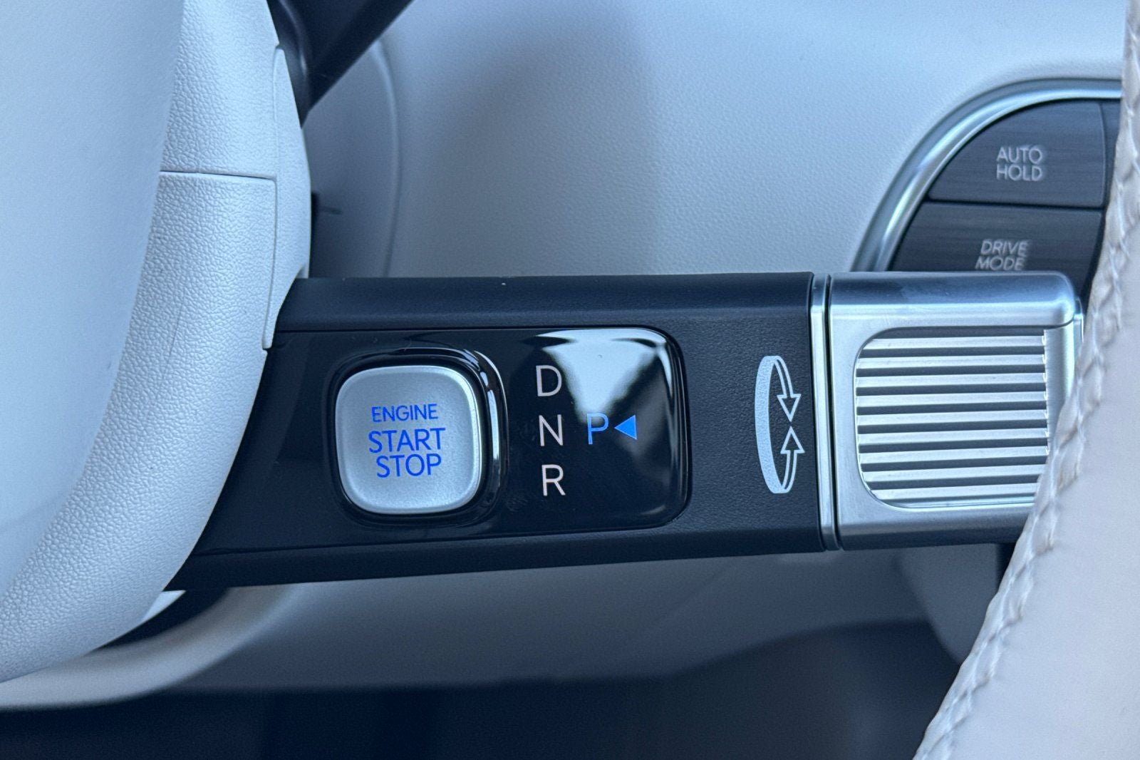 2026 Hyundai PALISADE HYBRID Blue SEL 8 Passenger