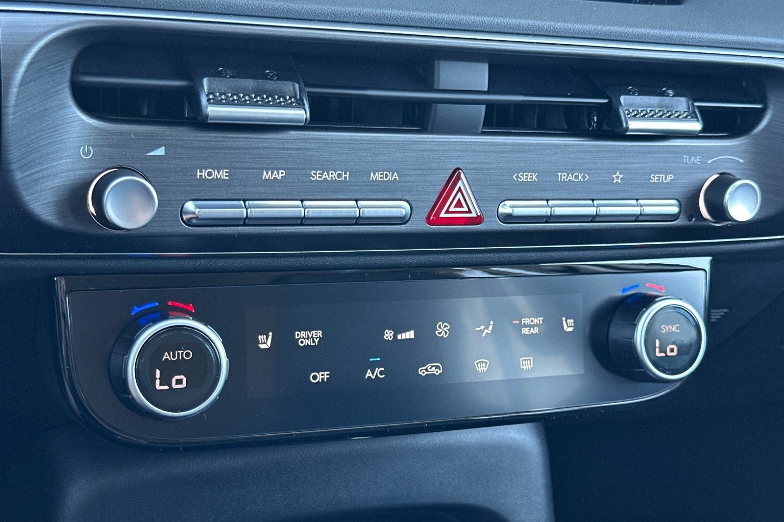 2026 Hyundai PALISADE HYBRID SEL 8 Passenger