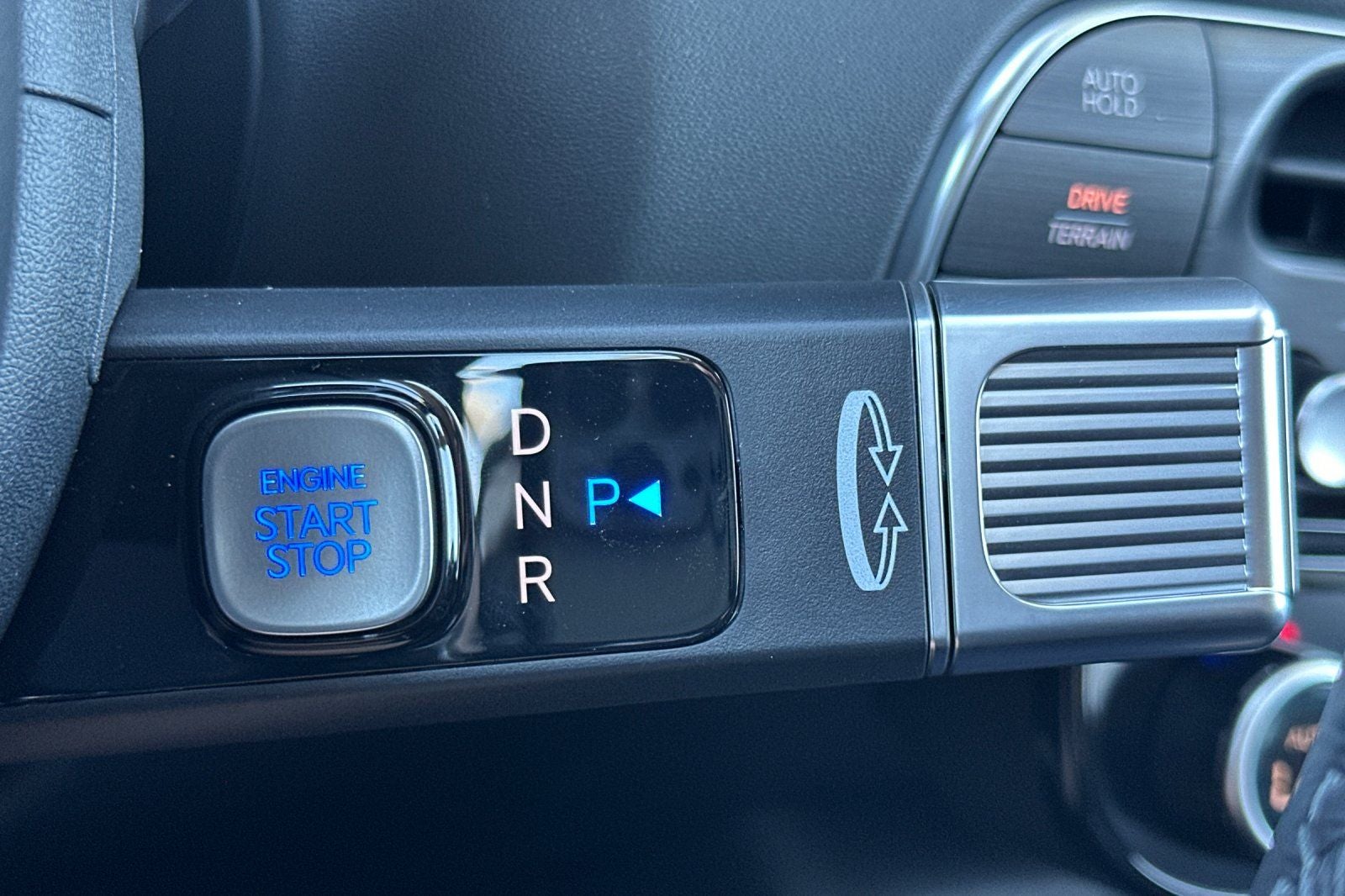 2026 Hyundai PALISADE HYBRID SEL 8 Passenger