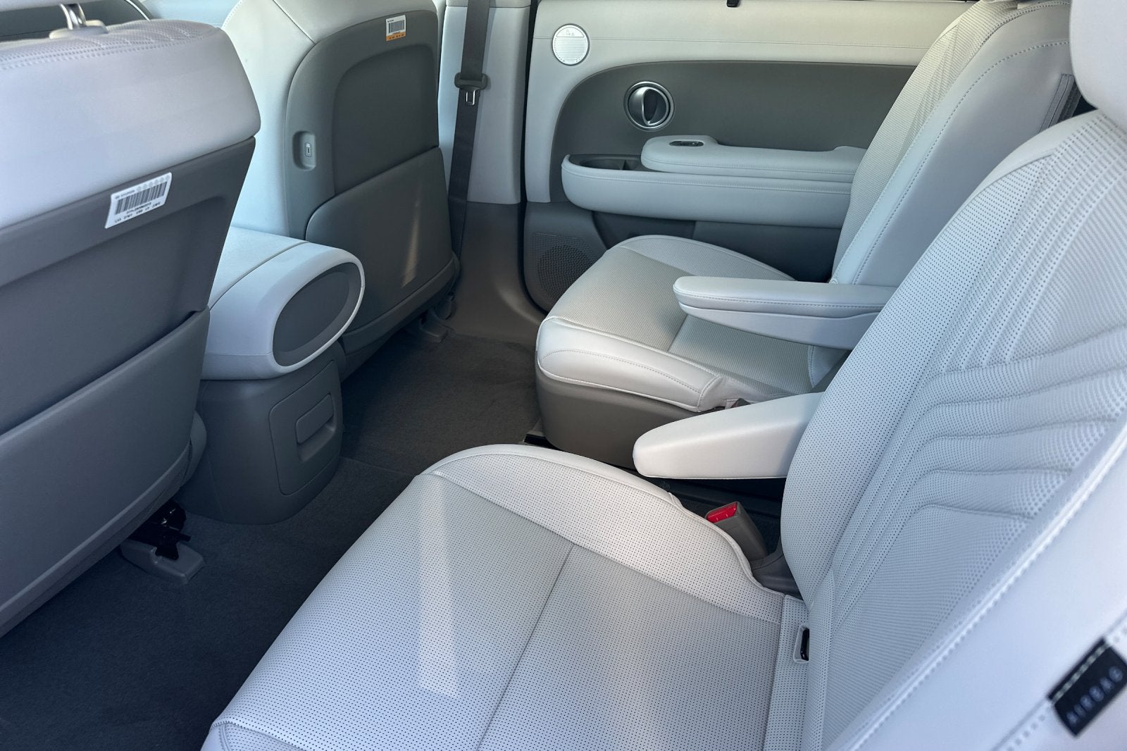 2027 Hyundai PALISADE HYBRID SEL 7 Passenger