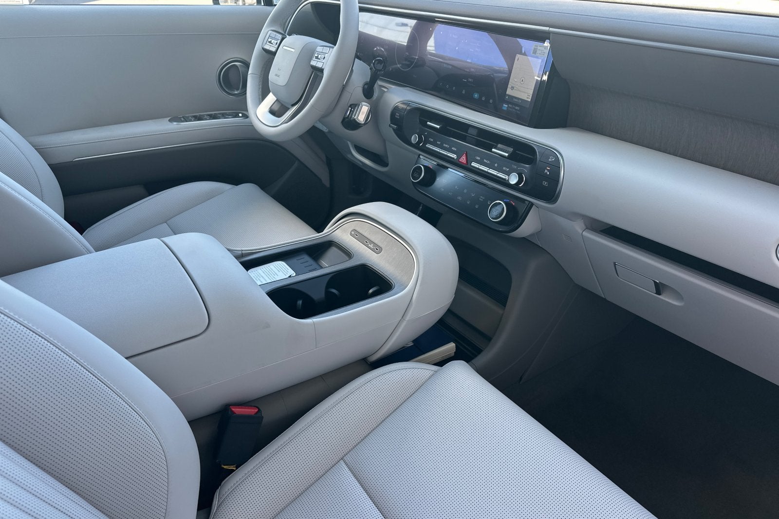 2027 Hyundai PALISADE HYBRID SEL 7 Passenger