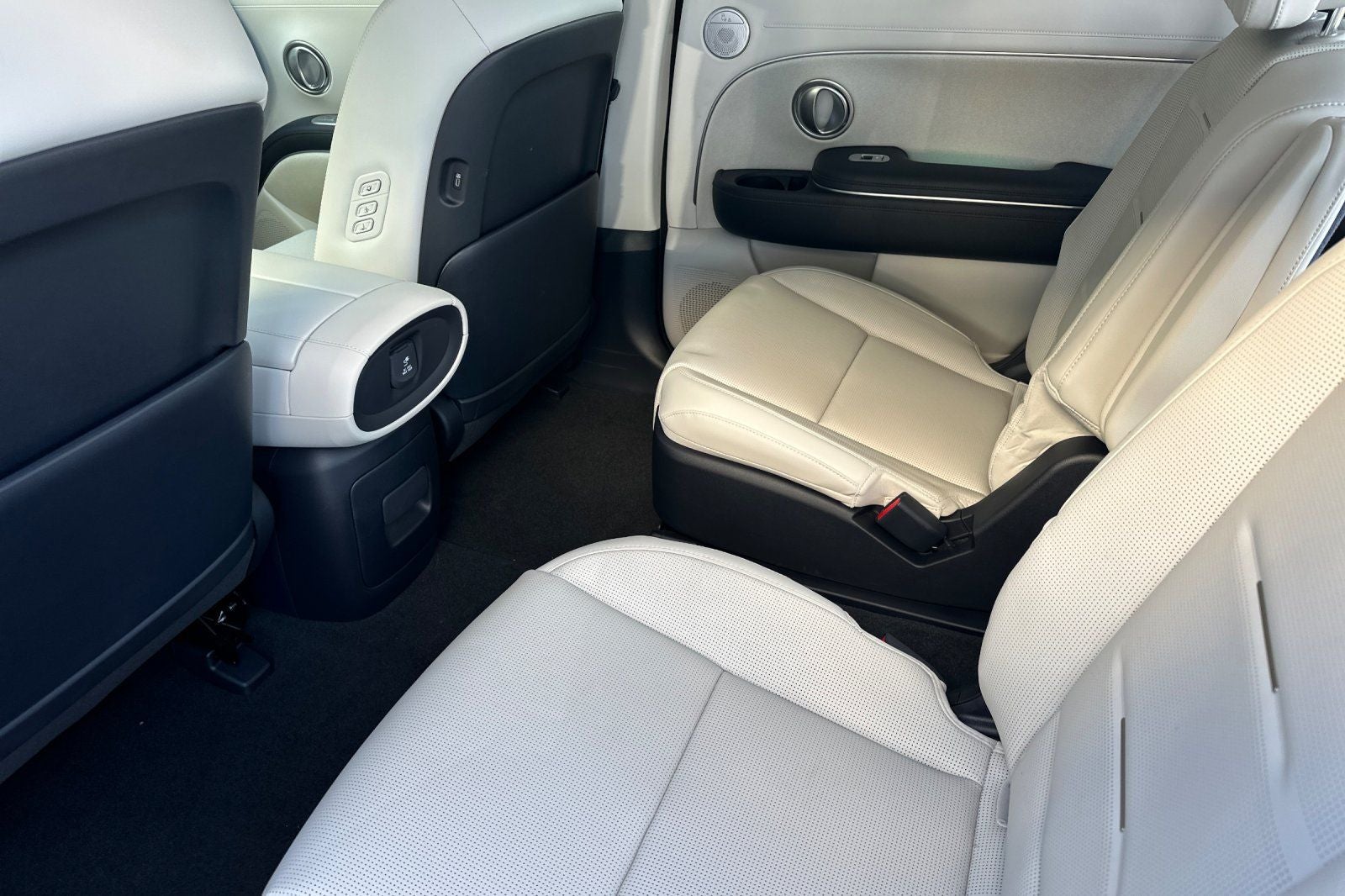 2027 Hyundai PALISADE HYBRID Calligraphy
