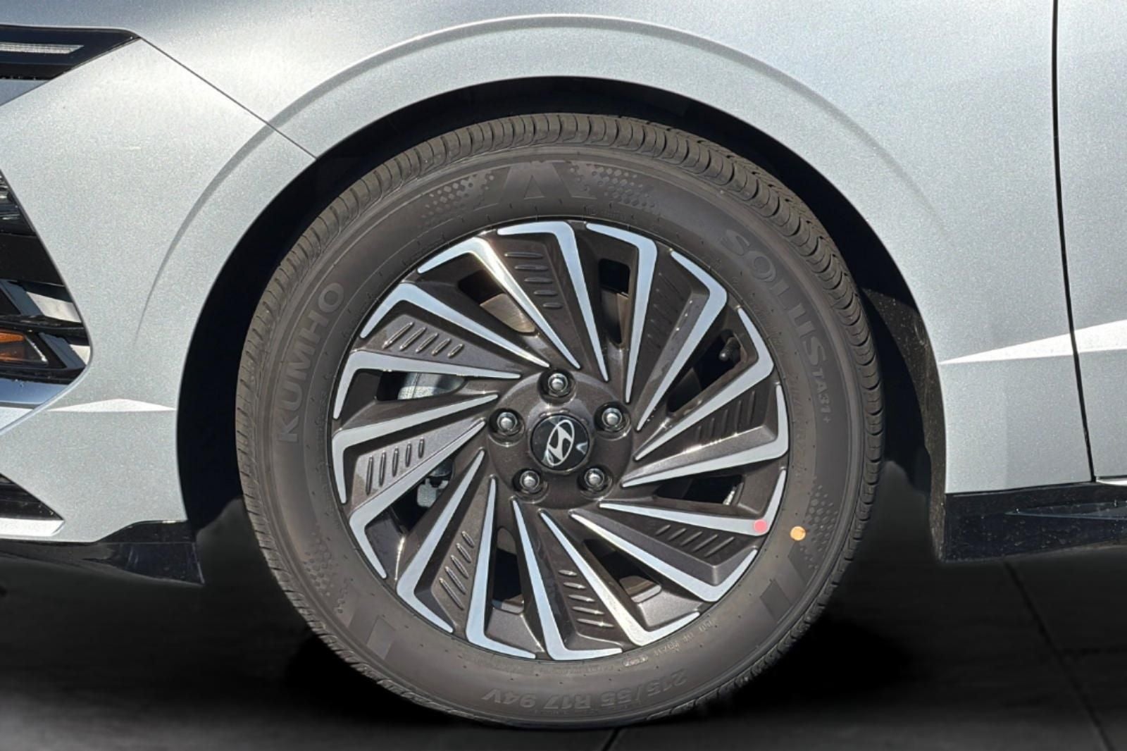 2026 Hyundai SONATA HYBRID SEL