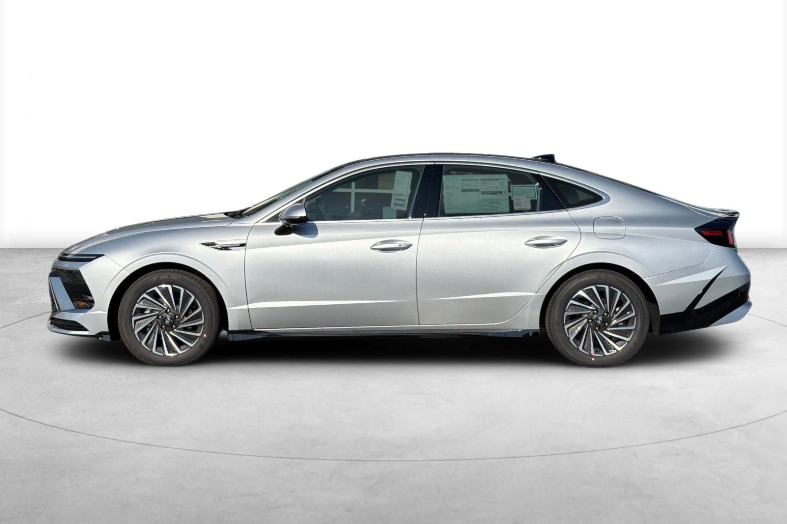 2026 Hyundai SONATA HYBRID SEL