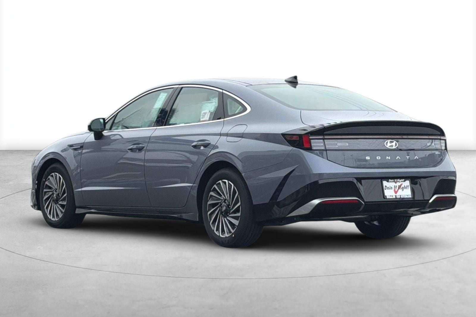 2026 Hyundai SONATA HYBRID SEL