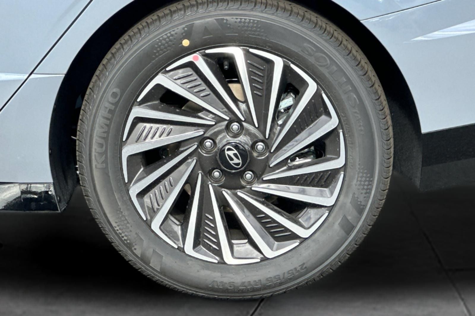 2026 Hyundai SONATA HYBRID SEL
