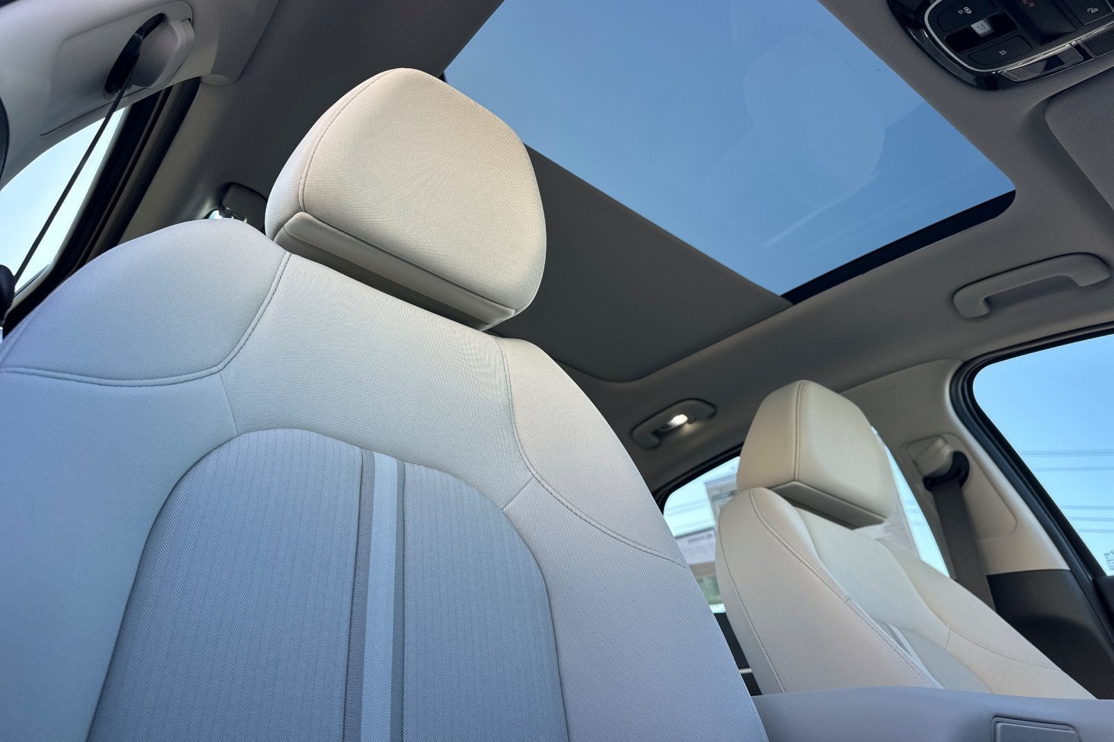 2027 Hyundai SONATA HYBRID SEL
