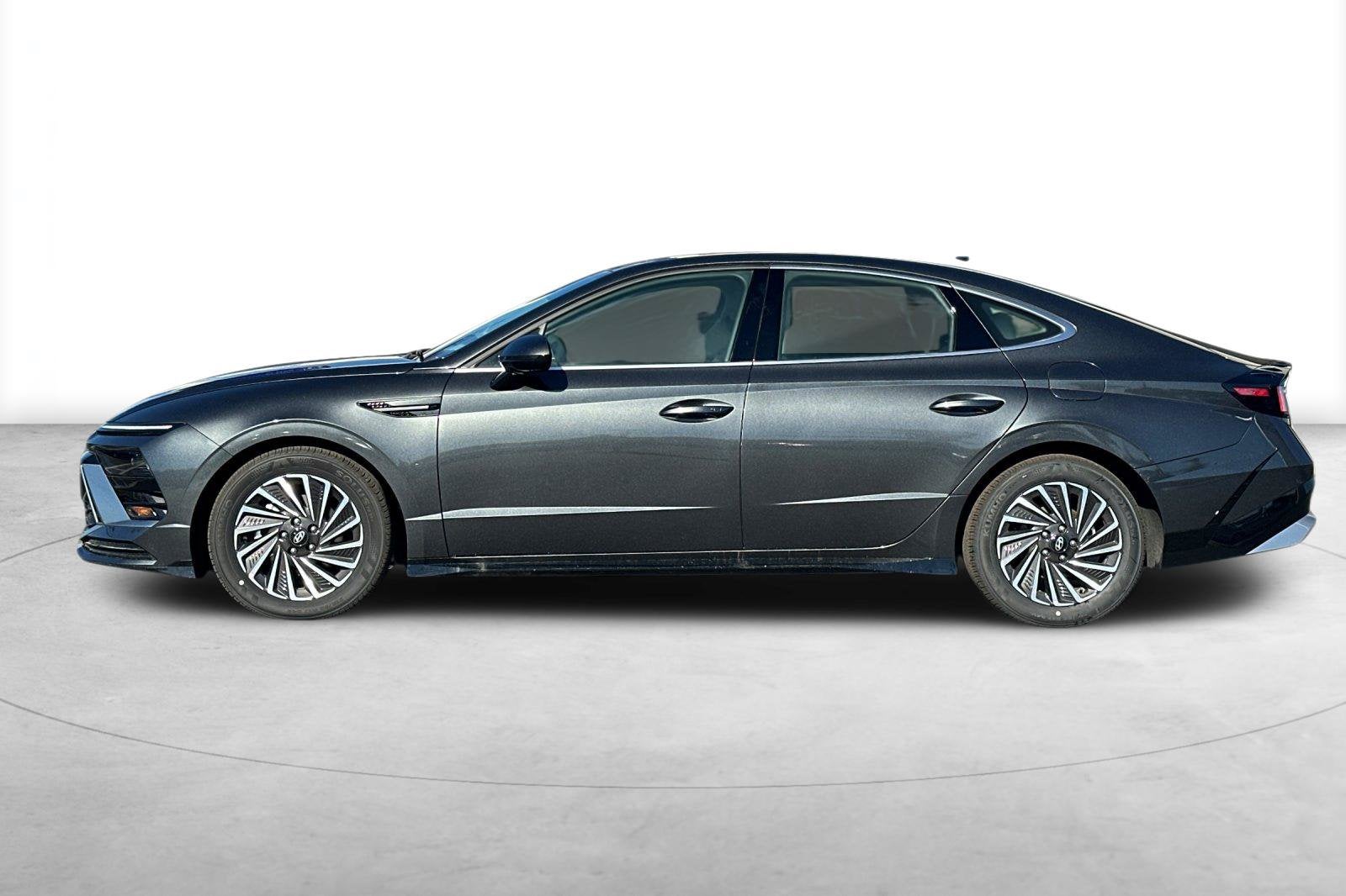 2027 Hyundai SONATA HYBRID SEL