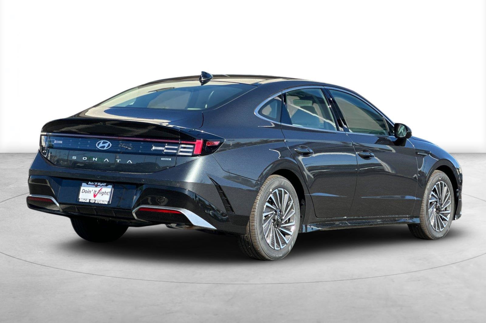 2027 Hyundai SONATA HYBRID SEL