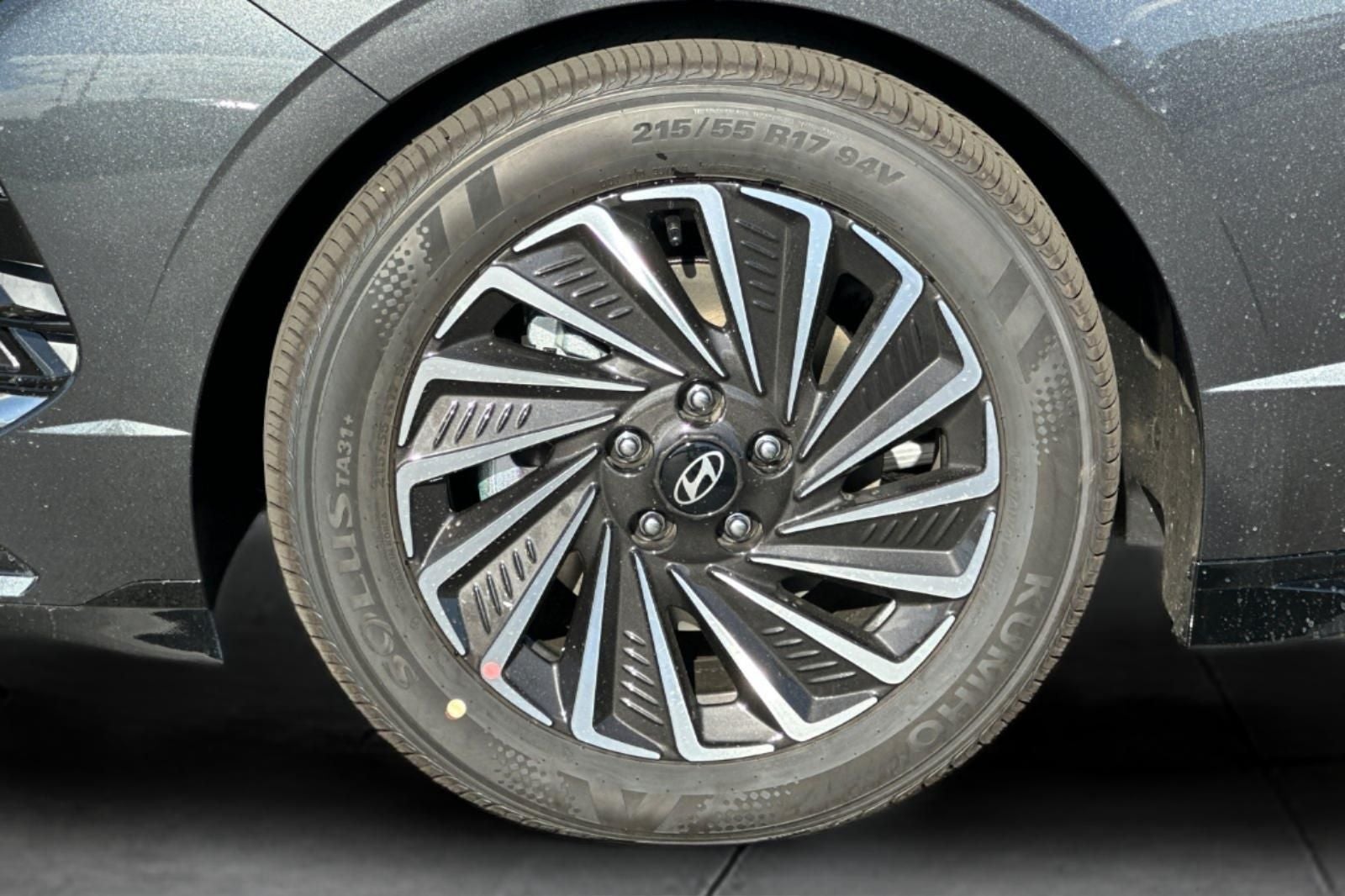2026 Hyundai SONATA HYBRID SEL