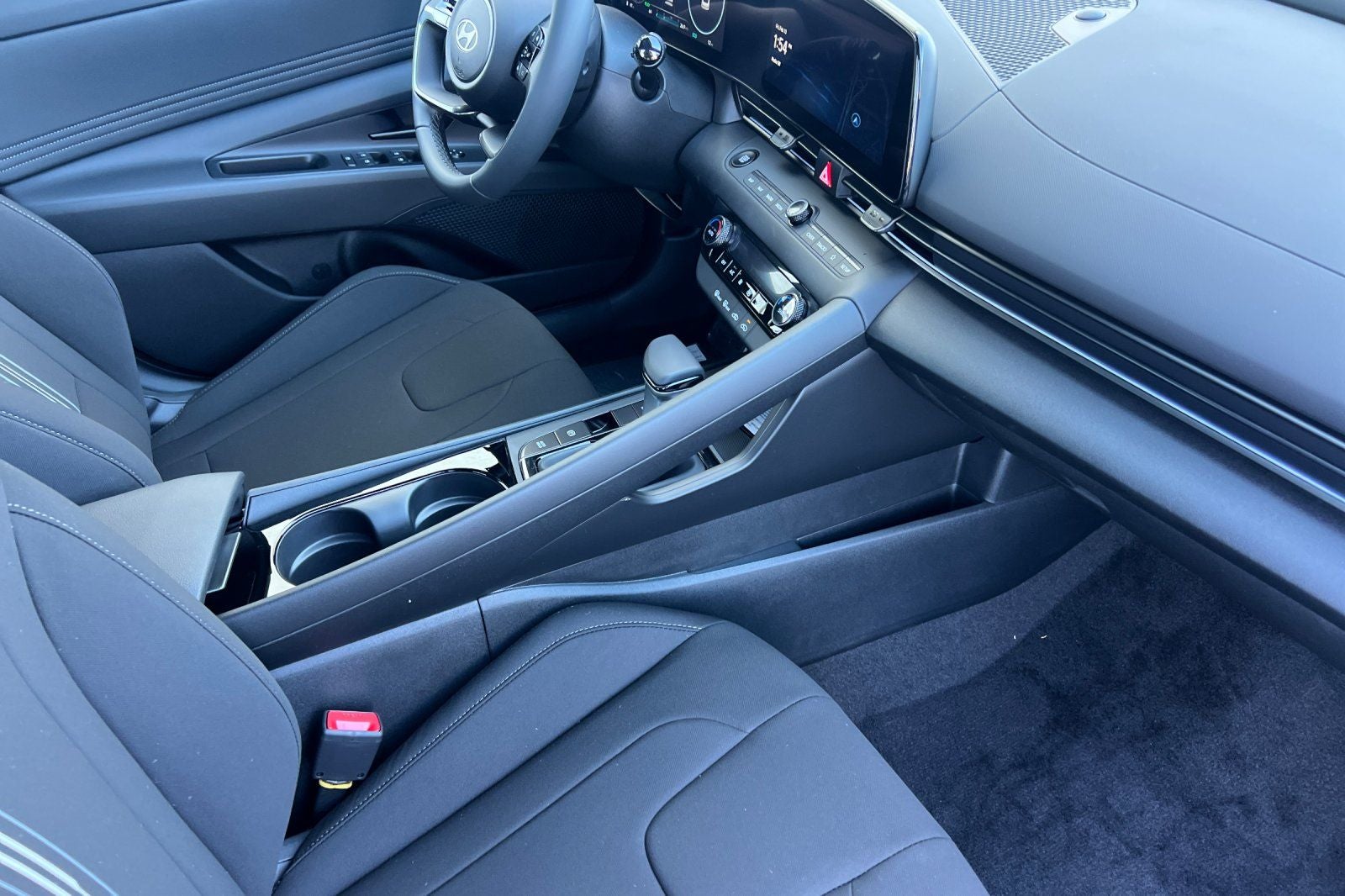 2026 Hyundai ELANTRA HYBRID SEL Sport