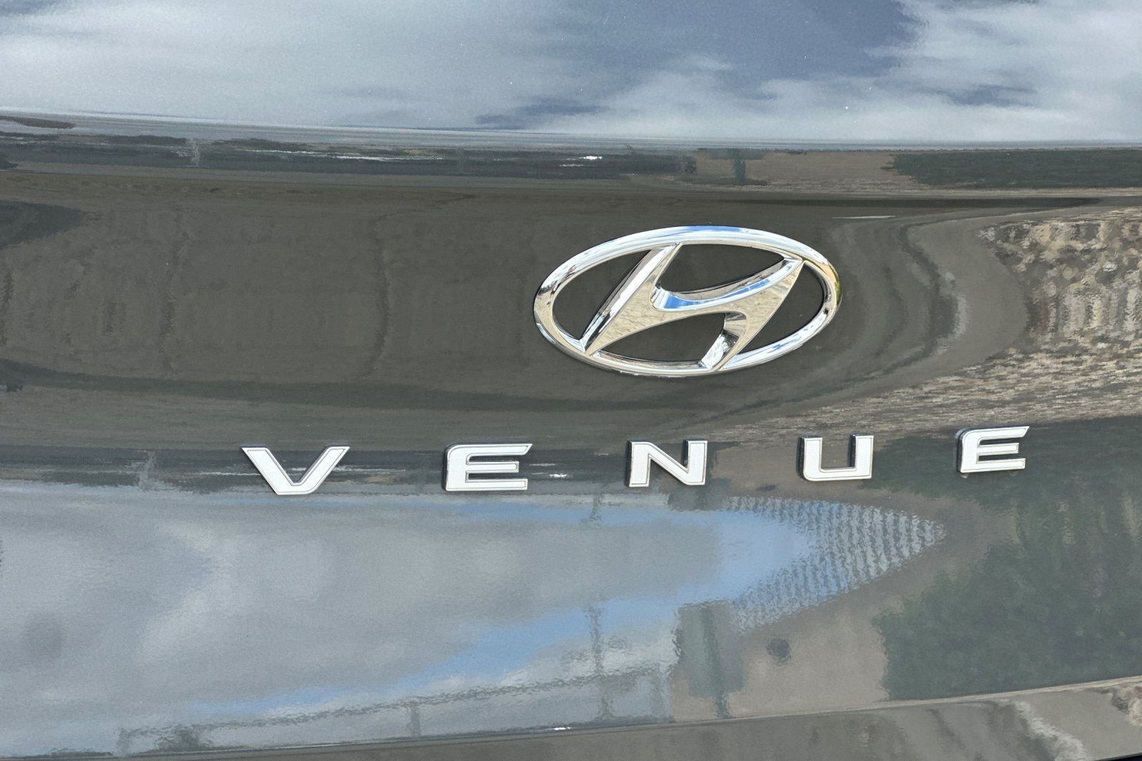 2026 Hyundai VENUE SE