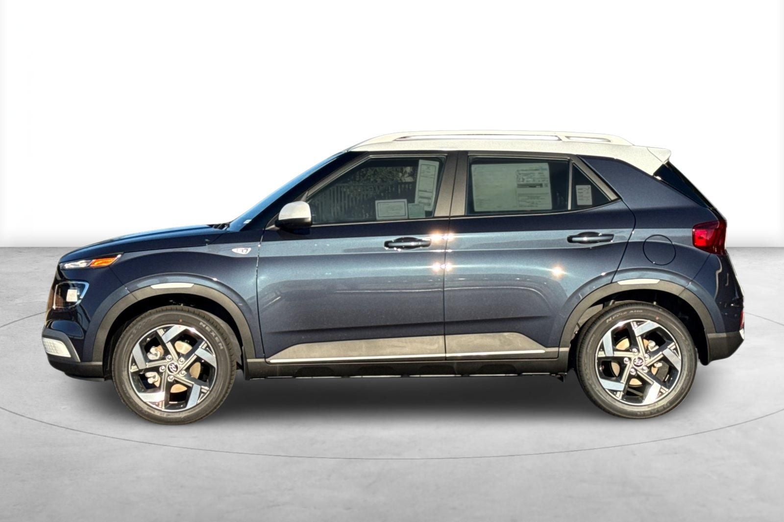 2026 Hyundai VENUE SEL W/Two-Tone Roof