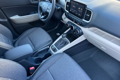 2026 Hyundai VENUE SEL W/Two-Tone Roof