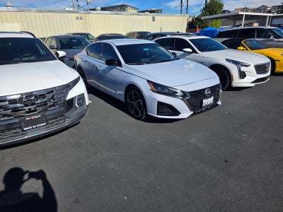 2023 Nissan Altima 2.5 SR