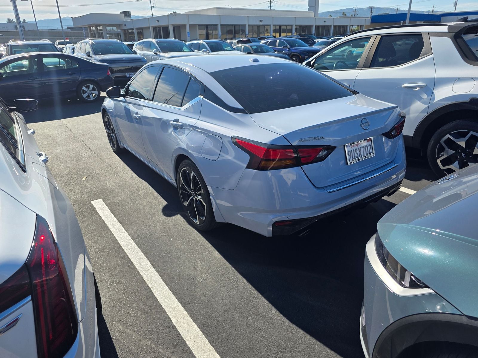 2023 Nissan Altima 2.5 SR