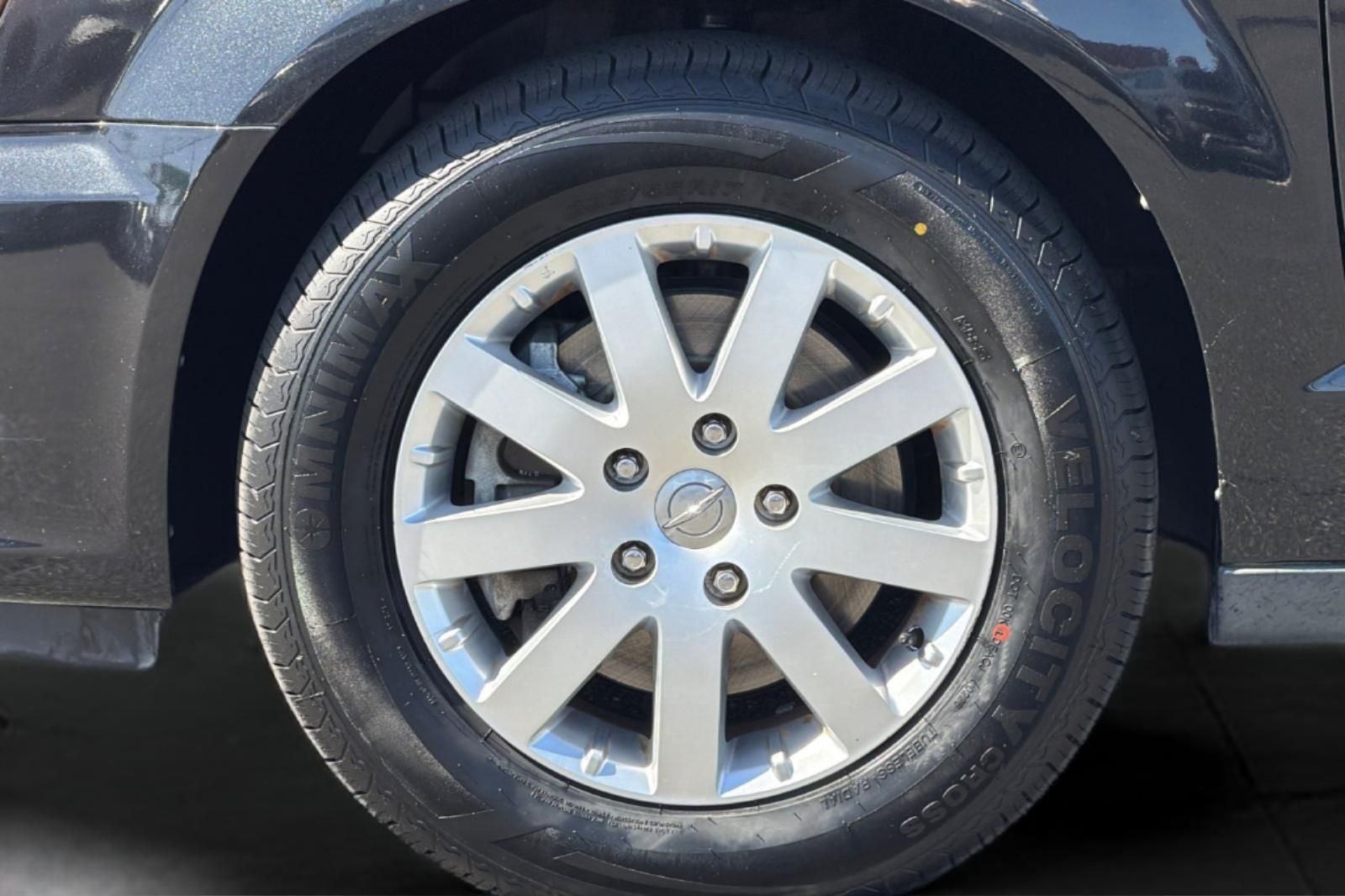 2012 Chrysler Town & Country Touring-L