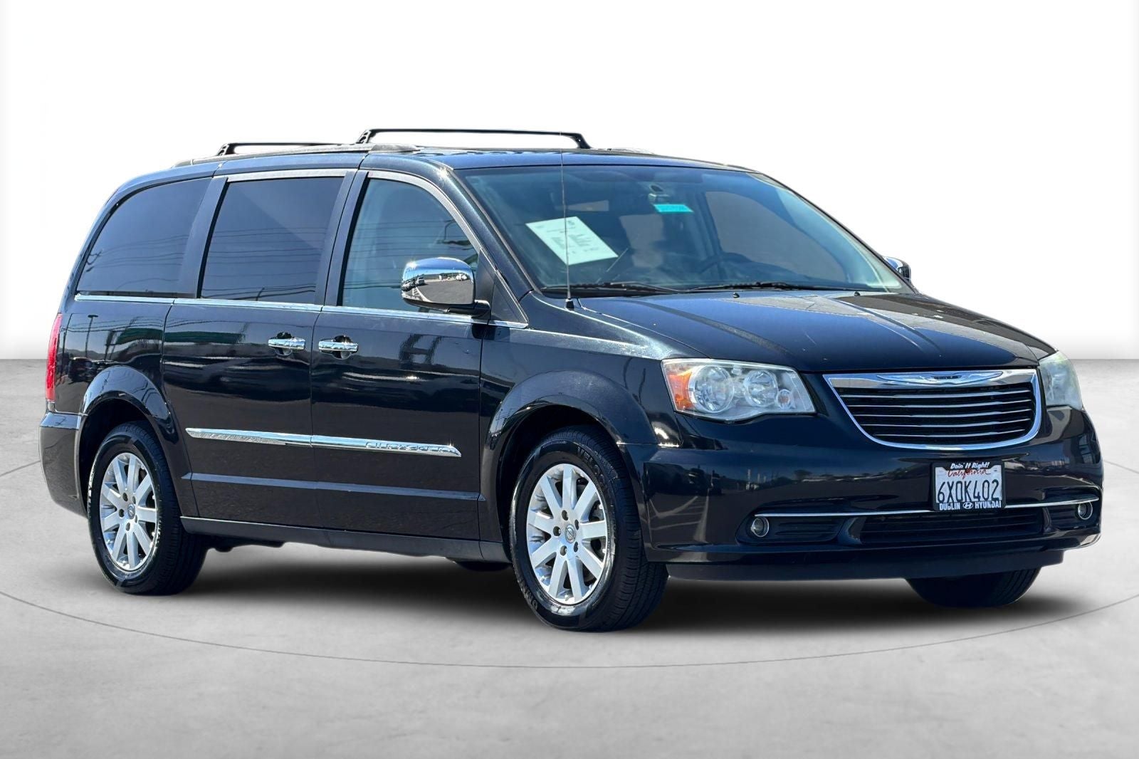 2012 Chrysler Town & Country Touring-L