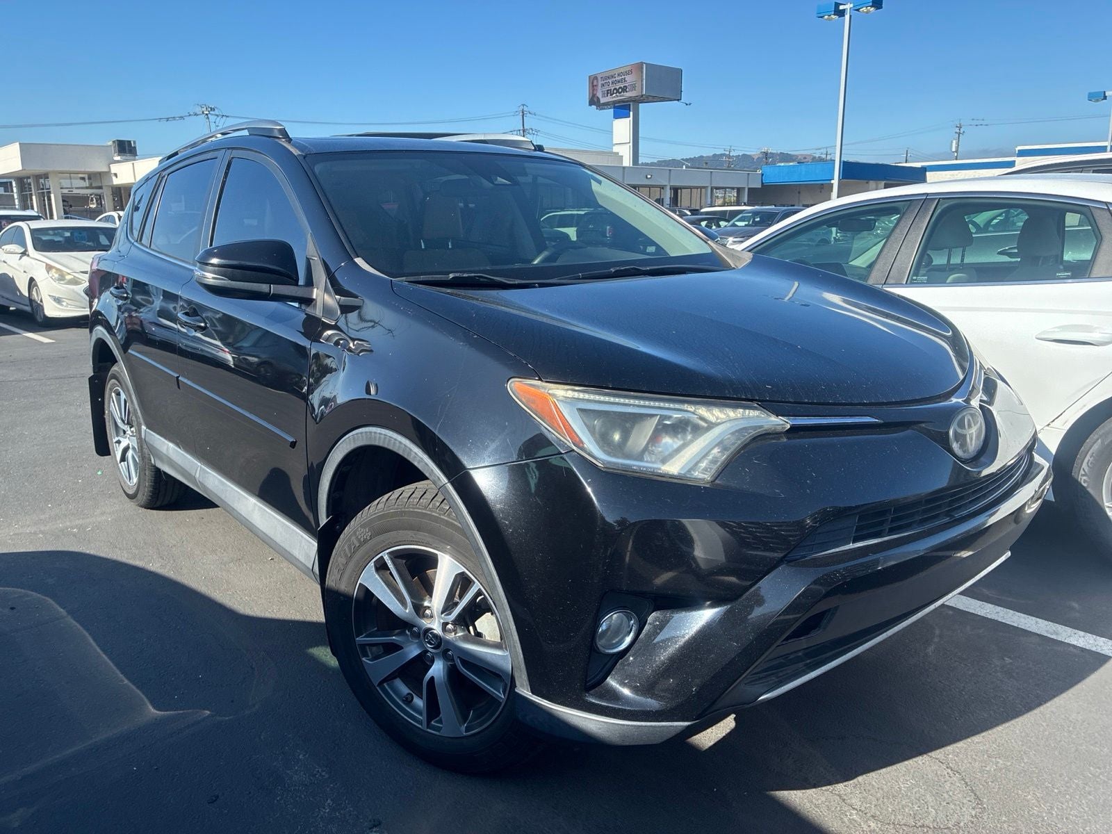 2017 Toyota RAV4 XLE