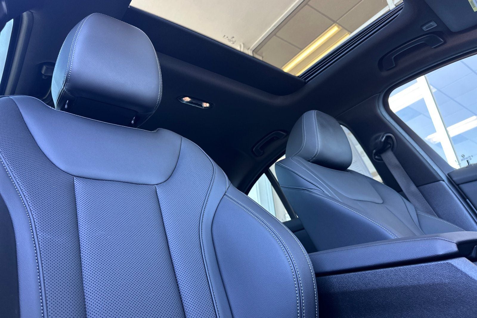 2023 BMW 3 Series 330i M Sport Package