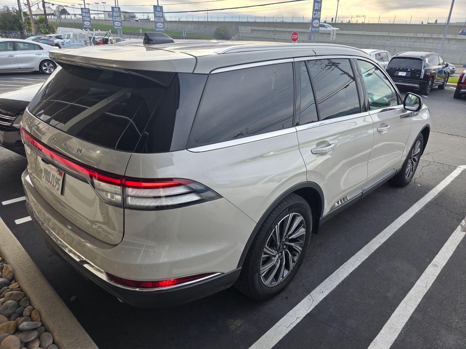 2025 Lincoln Aviator Premiere